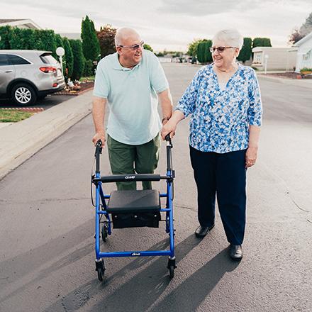 NCP2019-Robert D-2850 elderly couple walking down the street